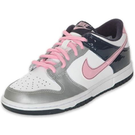 Nike low dunks big kids